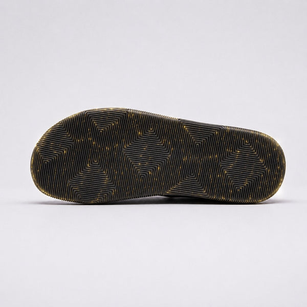 MAXIMUM GRIP OUTSOLE
